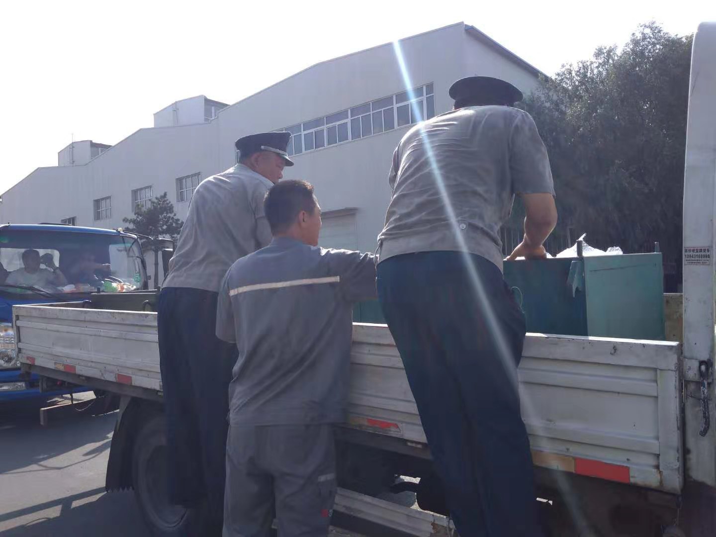 中车客车厂保安执勤队.jpg